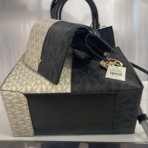 Michael Kors Mercer Medium Two-Tone Logo Messenger & MK JST Md Bifold Zip Wallet - Picture 11 of 16